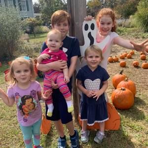 Meet your Posher, Alix